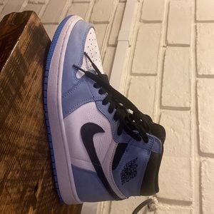 Air Jordan 1 Retro High (White University Blue Black)